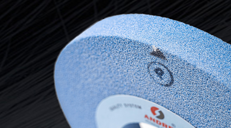  AN INNOVATIVE BOND OF A NEW GENERATION